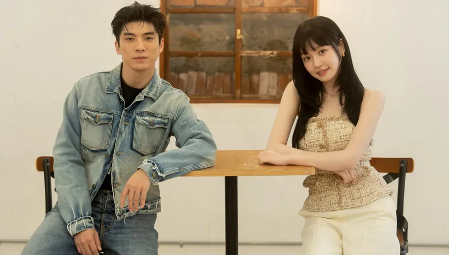 專訪／李侑菲是桂綸鎂鐵粉！大讚演技「像奧黛麗赫本」 林哲熹揭她私下反差