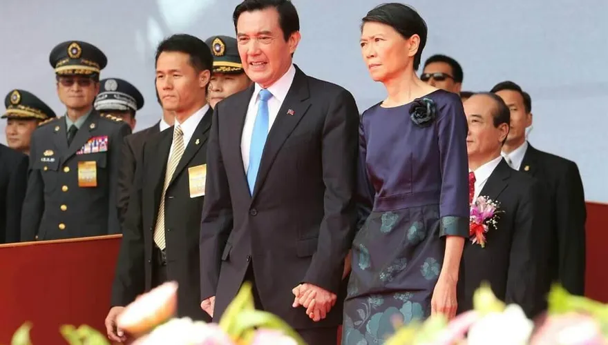 蔣萬安兒遭圍攻　媒體人：馬英九、周美青當年全台最有自覺