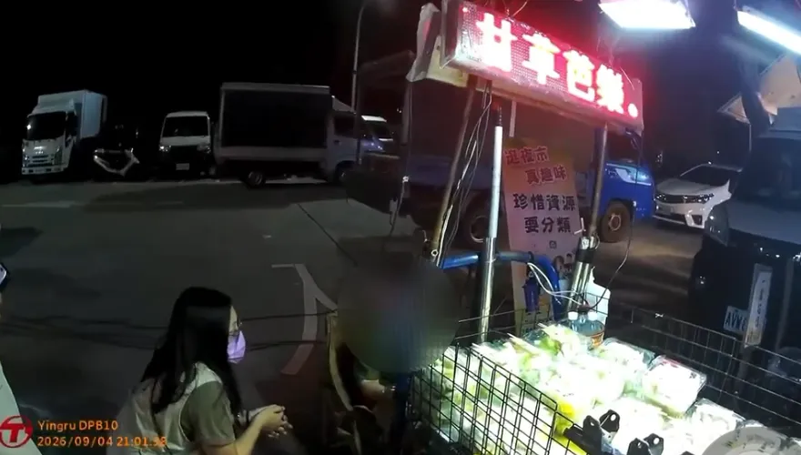 影/屏東11歲童夜市賣芭樂！多次勸導無效　社會處將開罰家長