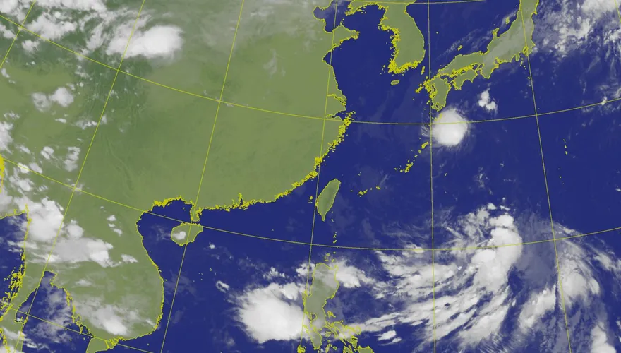 海象驟變！氣象署急發「長浪警戒」：今夜至明晨嚴防瘋狗浪