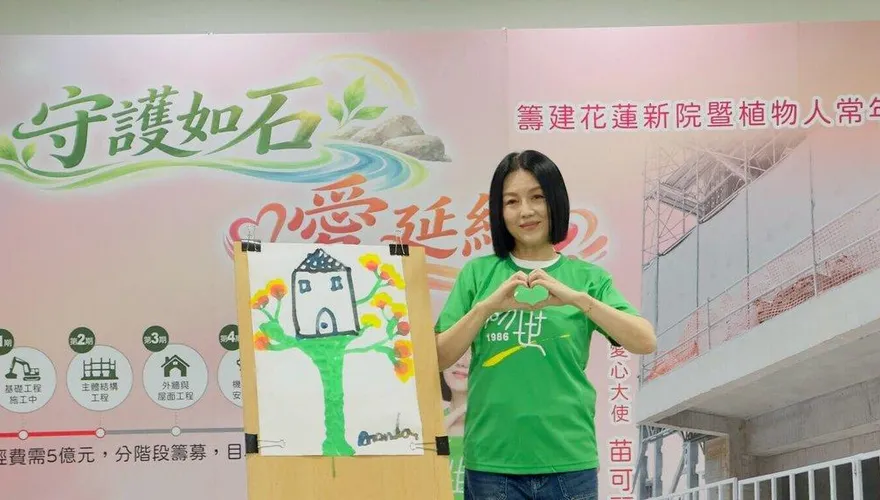 苗可麗照護失智症父「回房淚崩」！心疼他：靈魂被關起來