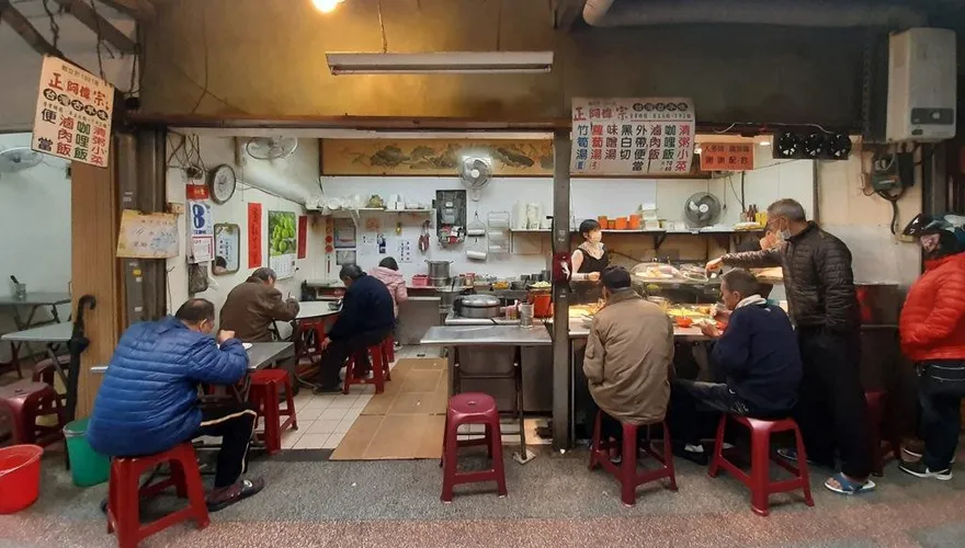 35年老店驟熄燈！萬華阿偉咖哩無預警歇業　饕客哀號