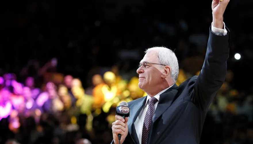 NBA/湖人官宣為「禪師」立雕像！隊史第9人獲殊榮