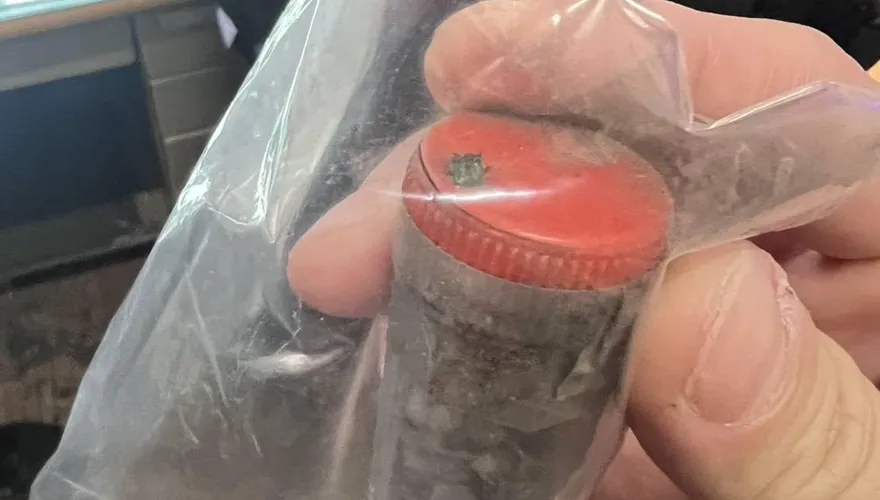 影/高雄鳳山男自製爆裂物炸高中！警抓捕查扣大量喪屍煙油