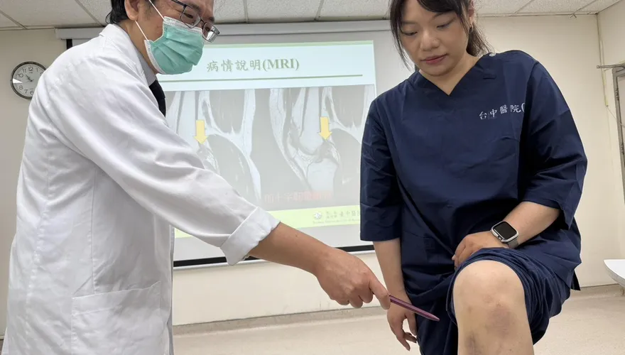 膝蓋「啪」一聲韌帶斷裂！護理師靠微創重建重返球場