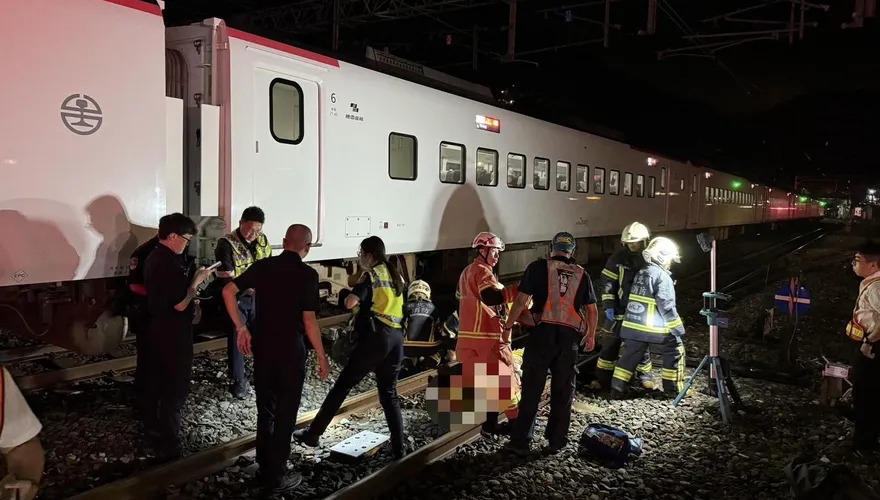 台鐵猴硐車站列車撞人事故　婦人昏迷緊急送醫