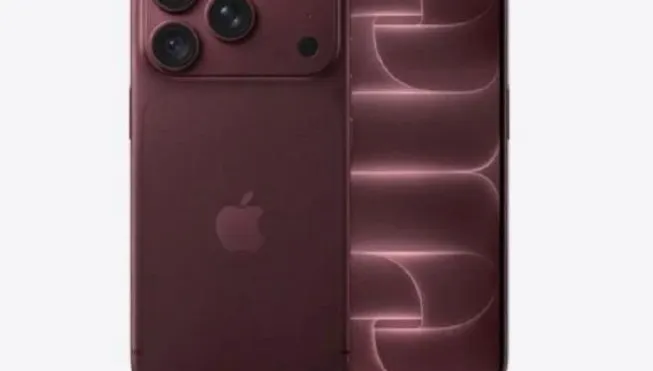 被吐槽阿嬤色？陸開放預購iPhone 18 Pro　酒紅最搶手