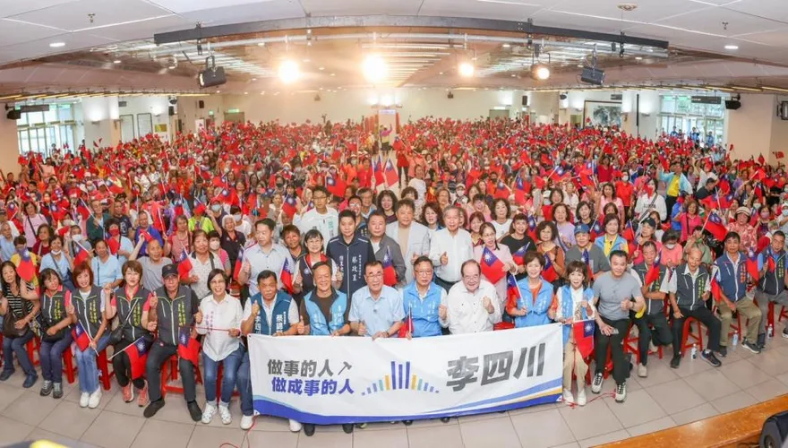 勤跑基層5個月　李四川「燒聲」自嘲：講了50年的話