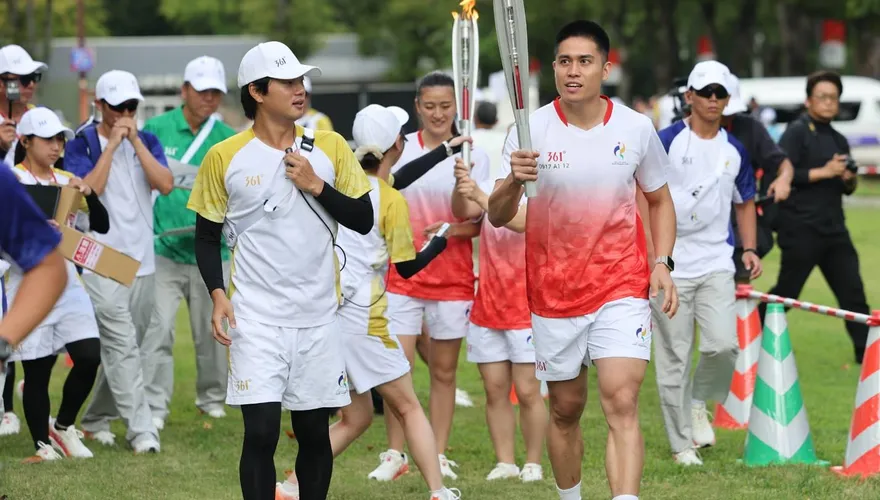 亞運/首度傳遞聖火　陳盈駿：很新鮮「蠻有分量」