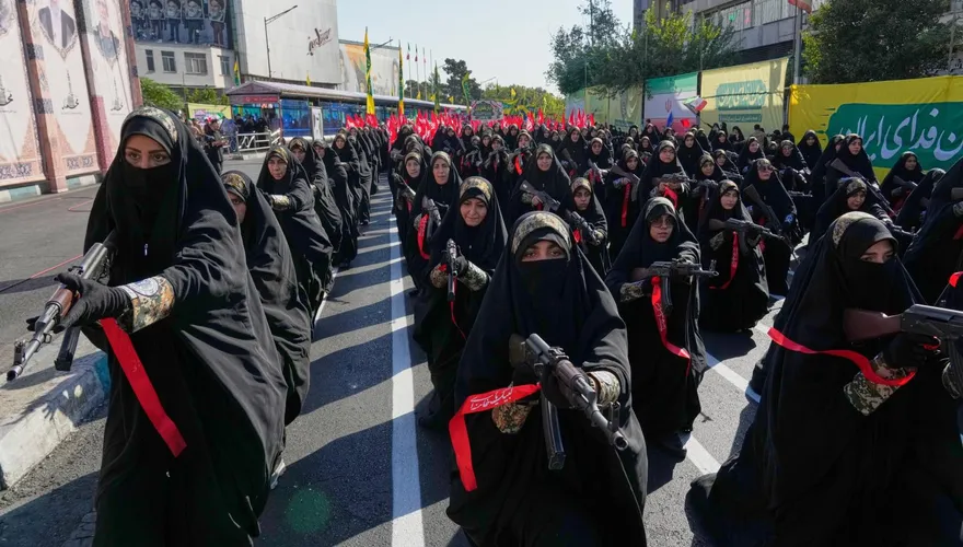 伊朗數十萬人挺政府集會　戰爭爆發以來最大規模反美示威