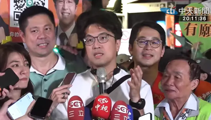 沈伯洋大同區民調落後！掃夜市認蔣萬安「全面碾壓」：變認真很可怕