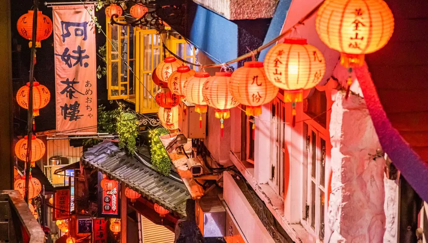 中秋連假山海小旅行衝一波！新北首選碧潭水金九烏來