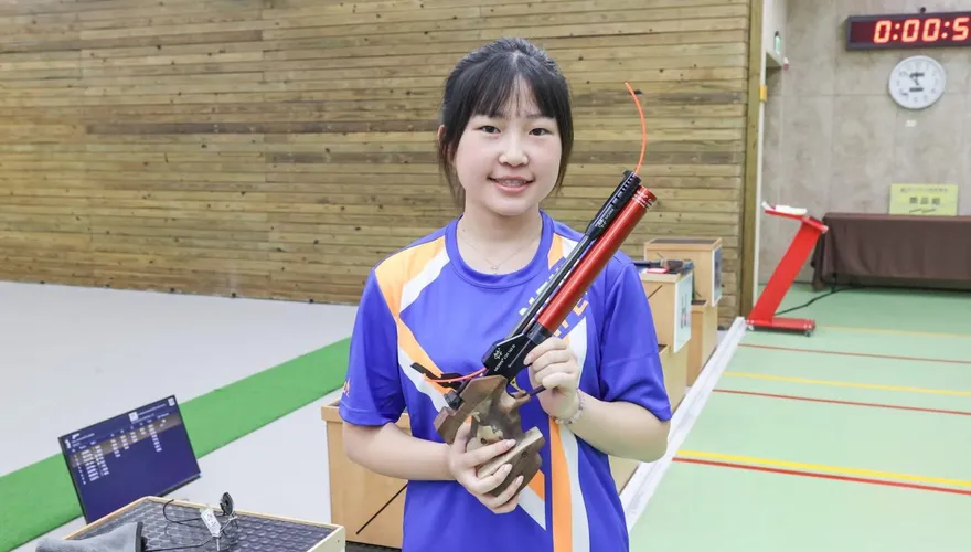 亞運/大將之風！19歲鄭晏晴亞運初體驗　射擊獎牌擦身過