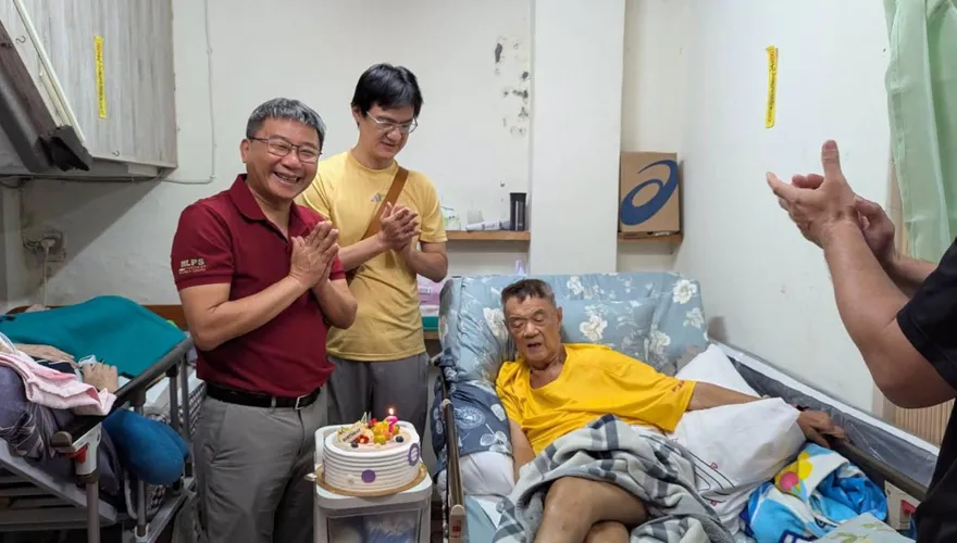 在地服務40年！高雄興中里10連霸里長病逝