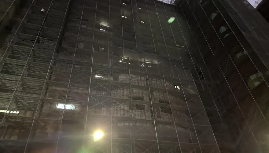 清大化學館驚傳火警！實驗室「氫化鋁鋰」起火　消防出動17車48人搶救