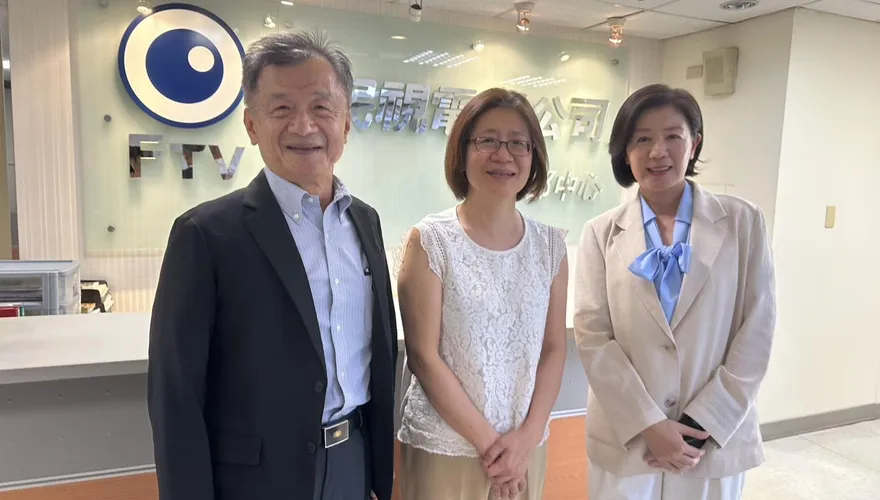 打臉現場！昨白紙黑字推拖、今民視改口　何欣純自導自演辯論破局