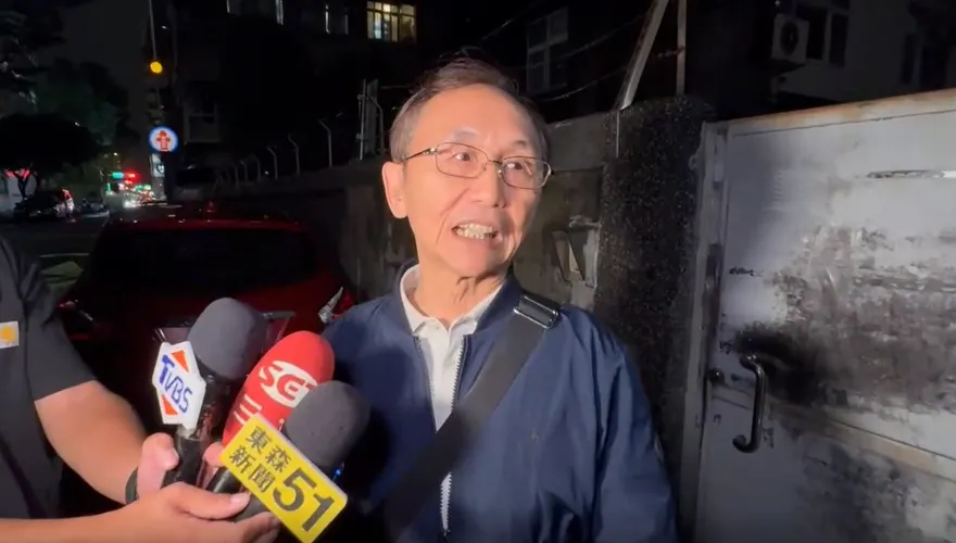 派報聘移工竟搜吳子嘉！洪孟楷怒嗆：別遇到在野監督就轉彎