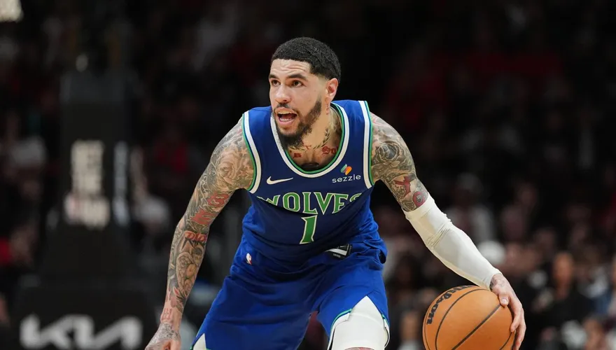 NBA/「球弟」多走4步還硬拗！裁判協會：百分百違例