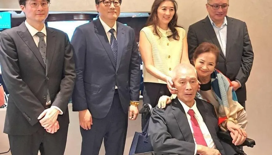 吳敦義前額葉退化　醫：冷漠脫序非失智症