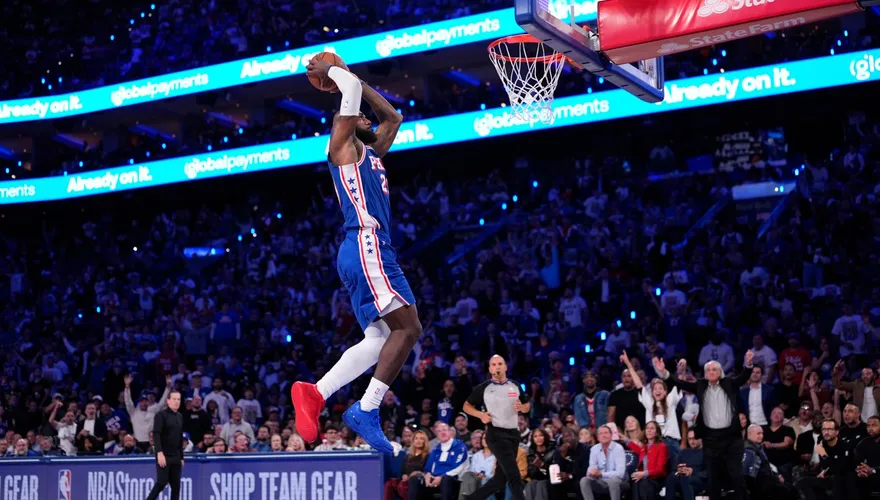 NBA/41歲仍是票房保證！詹皇七六人首秀收視破紀錄