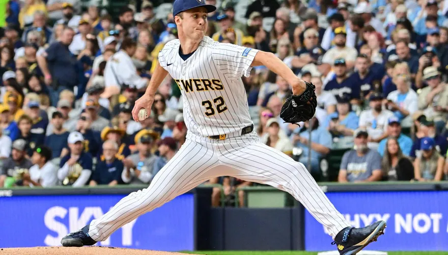 MLB/世界大賽開打　釀酒人火球男第一球就破紀錄