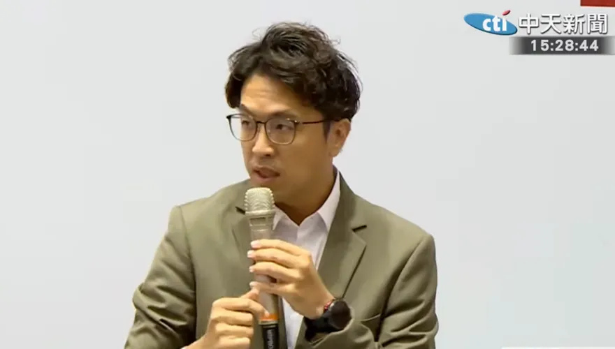 沈伯洋拋市民大道「南北縫合」　王鴻薇諷：開飛機上班？