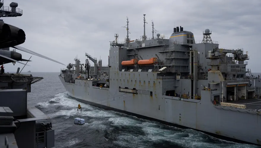 美航母填裝4千8百磅鑽地彈！「地堡剋星」秘密上艦　料對伊開轟
