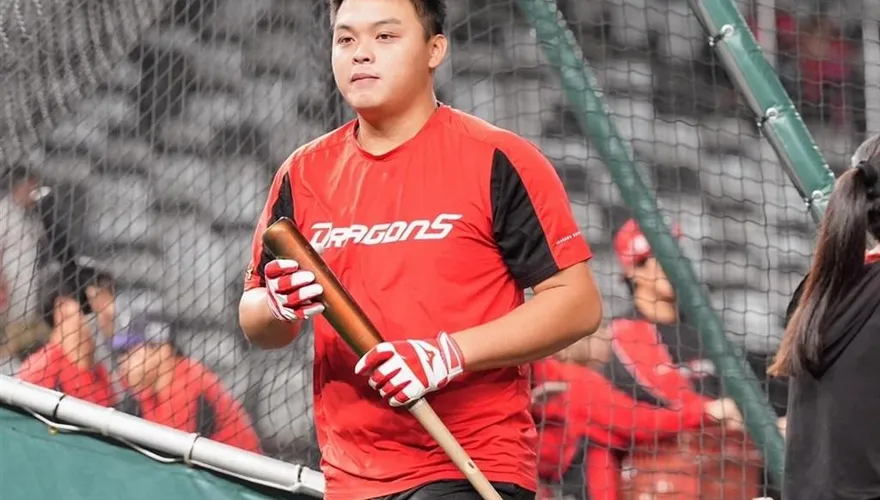 中職/複製曾聖安英雄劇本？龍隊封王戰出奇兵　23歲小將首度先發