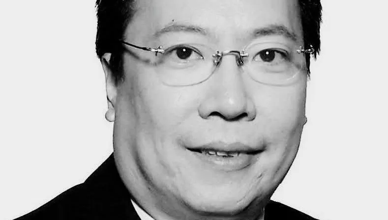 香港分析師「沈大師」沈振盈66歲驟逝！街頭倒地送醫不治
