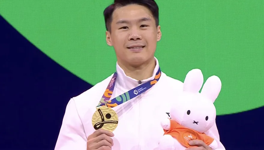 世界貓王再寫歷史！唐嘉鴻單槓摘世錦賽金牌　創台灣第一人