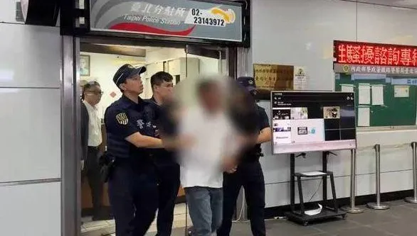 影/北車又見攻擊事件「發生在站長室」！醉漢持保溫瓶砸副站長