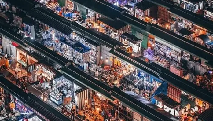 榮景煙散！網購與高租金雙夾殺　瑞豐夜市空攤沒人租