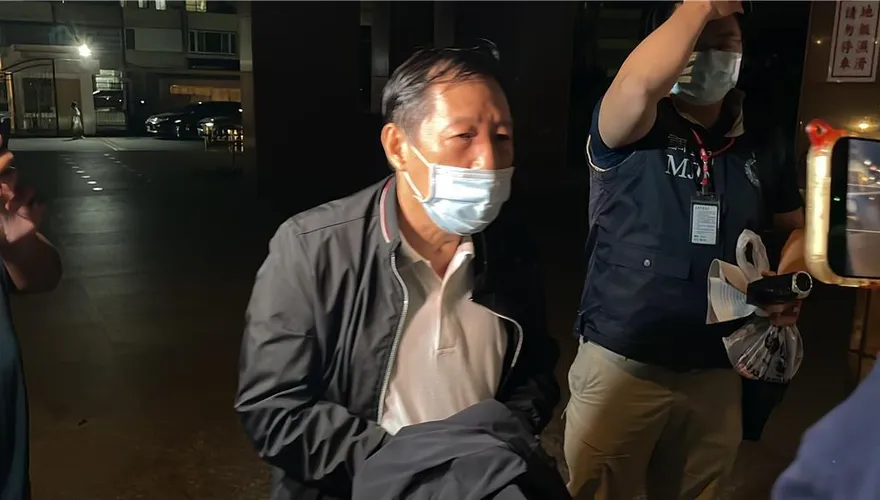 連住院都要拘提！從高雄被帶回台東　吳俊立撂狠話：最好讓我死在裡面