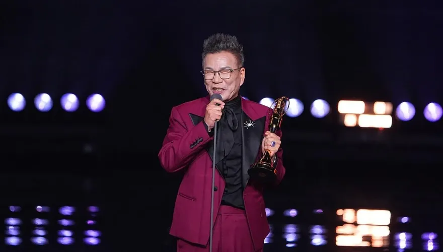 世新校友再度敲響金鐘　沈玉琳病後獲獎滿心感恩