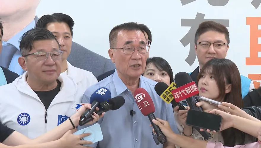 與李四川合體！民眾黨主席：以前罵過不少人　真的不曉得要罵你什麼
