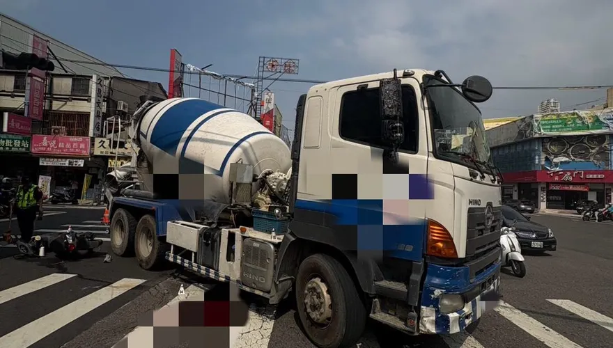 影/夫妻天人永隔！台中水泥車撞機車　後座丈夫慘遭輾斃