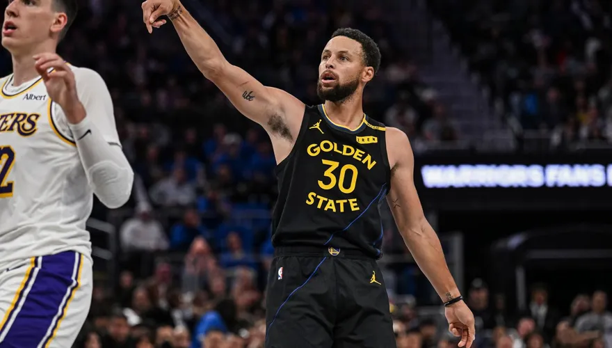 NBA/一度落後25分！柯瑞砍31分領勇士完成大逆轉