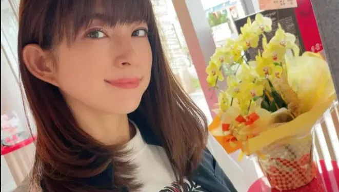 曾因出軌逼死老公！上原多香子「再婚又偷吃」被家暴…帶孩投靠企業家小王
