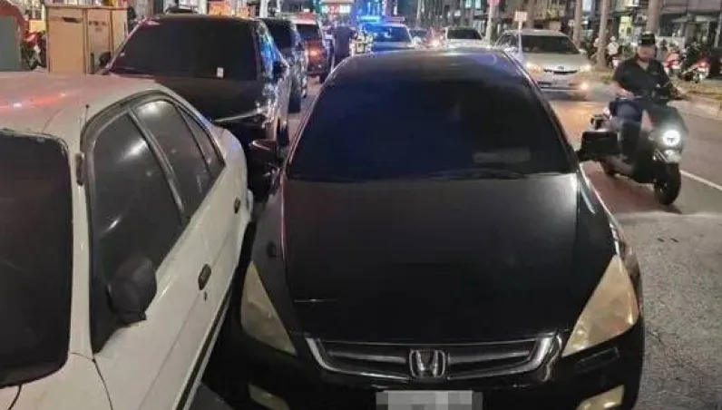 毒駕肇事！高雄男連撞6車　他坦承「剛拉K精神恍惚」