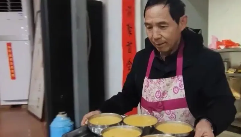 影/5旬老兵回鄉搭建「沒有圍牆的養老院」　請全村老人免費吃8年飯