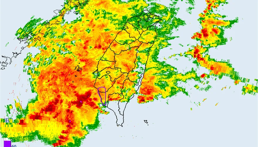 快訊/鋒面轟炸南台灣！台南、高雄發布大雷雨警訊　影響至晚上8時30分