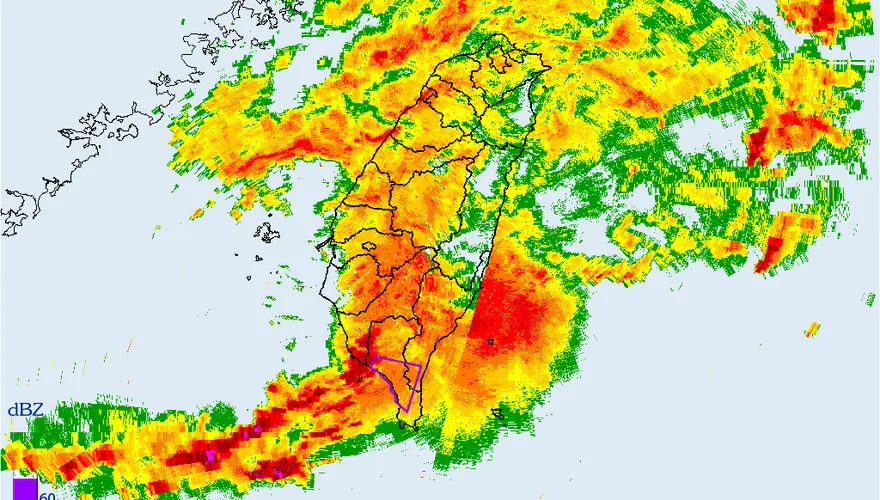 快訊/暴雨夾雜巨雷！台東、屏東急發「災害性通報」　影響至晚上10時45分