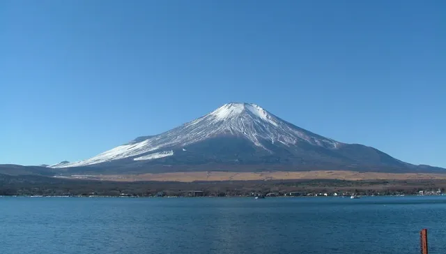 登富士山將收通行費！每日限額4千人次　山梨縣府5/20起開放線上預約