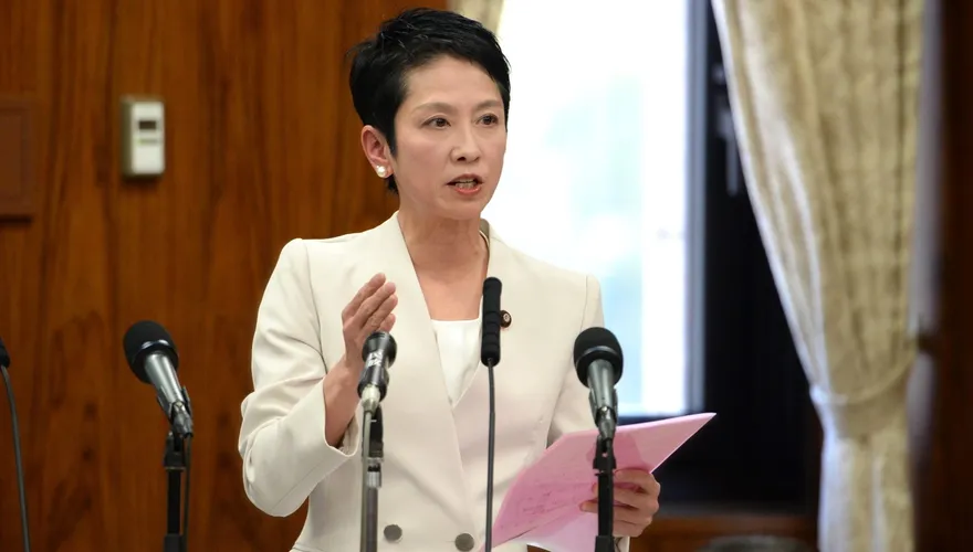 台日混血議員蓮舫參選東京都知事　與小池百合子展開「女力對決」