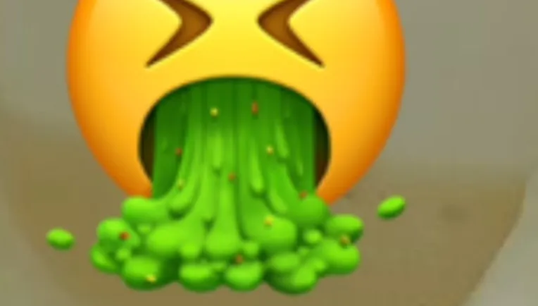 噁圖慎入！奶蓋喝到底發現「茶葉」　撈出一看竟是「壁虎屍體」