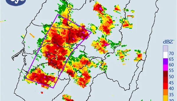 快訊/雨彈範圍再擴大！「12縣市」大雨特報　大雷雨狂轟6地區