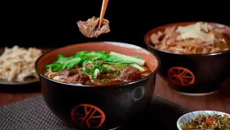 限時6天！三商巧福牛肉麵、排骨飯特價109　旗下拿坡里周年慶披薩、炸雞199別錯過