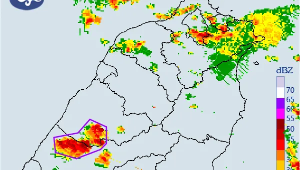 快訊/午後雨襲7縣市！苗栗、台中雷雨炸到傍晚　山區防溪水暴漲