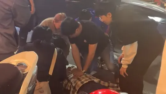 天使在人間！新莊小巴司機突昏迷　4醫護秒棄餐衝救人