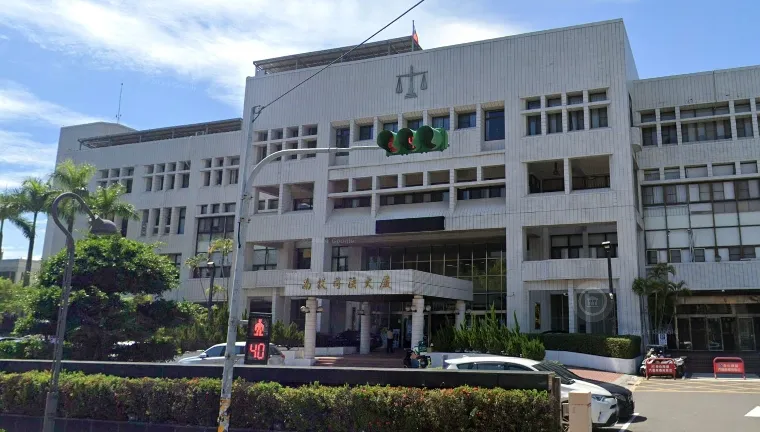 慘變人球！南投小兄弟遭父「棄置」　母拒養：我另交新男友了